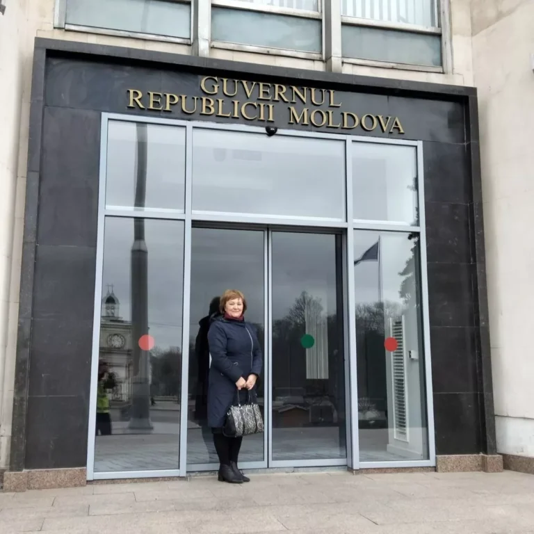 Reprezentanta UPRM în cadrul campaniei de informare privind redirecționarea a 2%, la Casa Guvernului